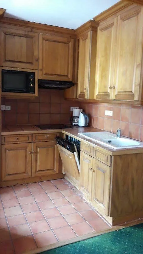 מלון לס דה-אלפס Residence Lalpina Lodge